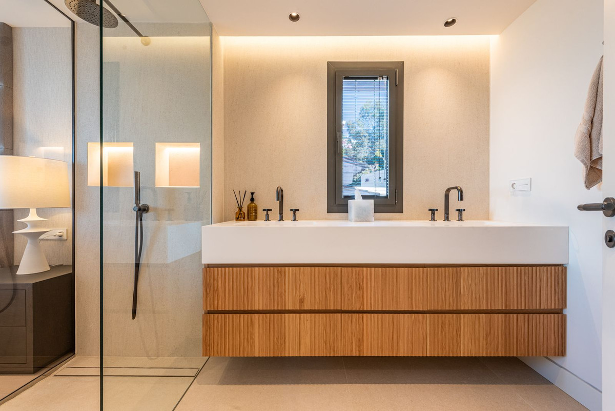 Te koop Herenhuis Costa Del Sol Altos De Los Monteros € 1.195.000,-