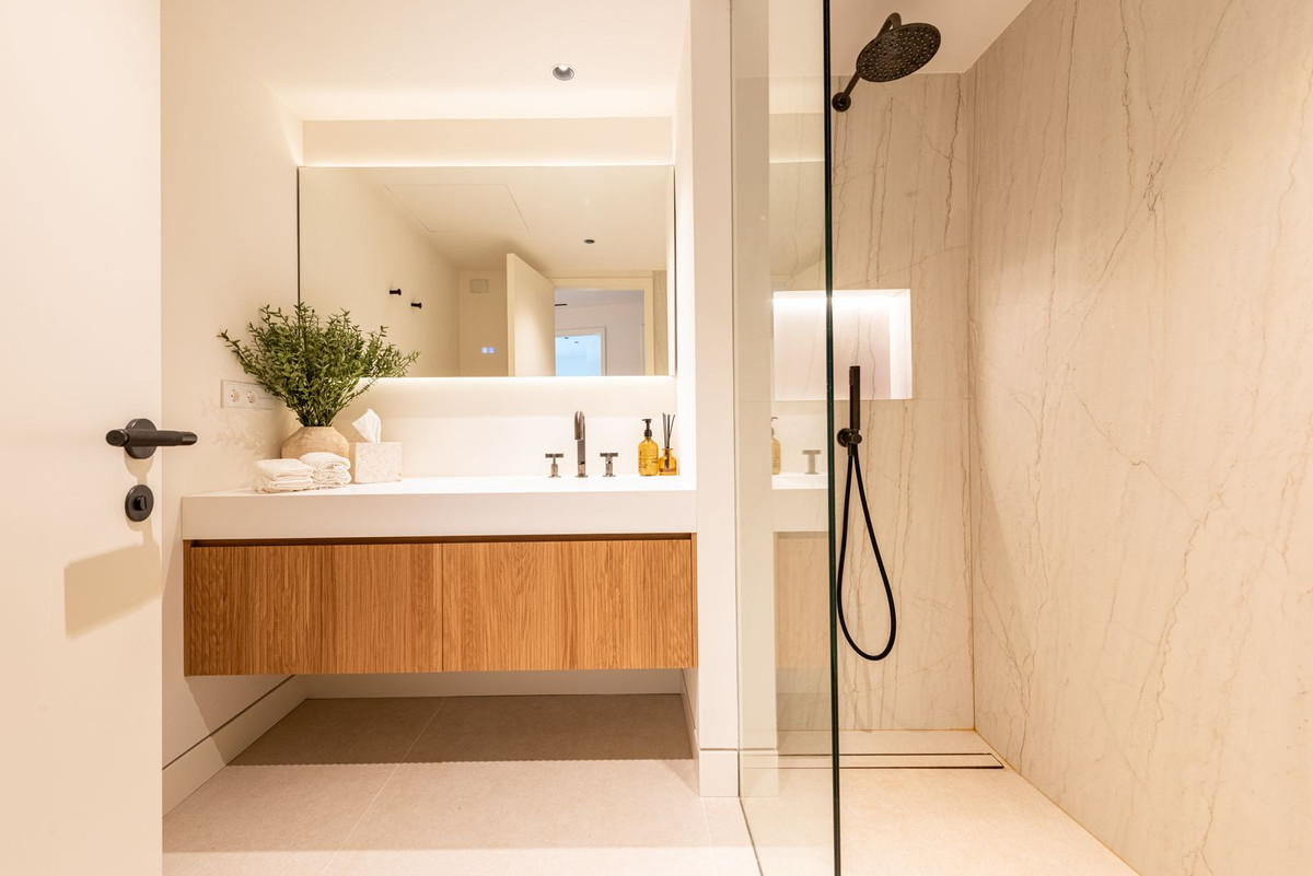 Te koop Herenhuis Costa Del Sol Altos De Los Monteros € 1.195.000,-