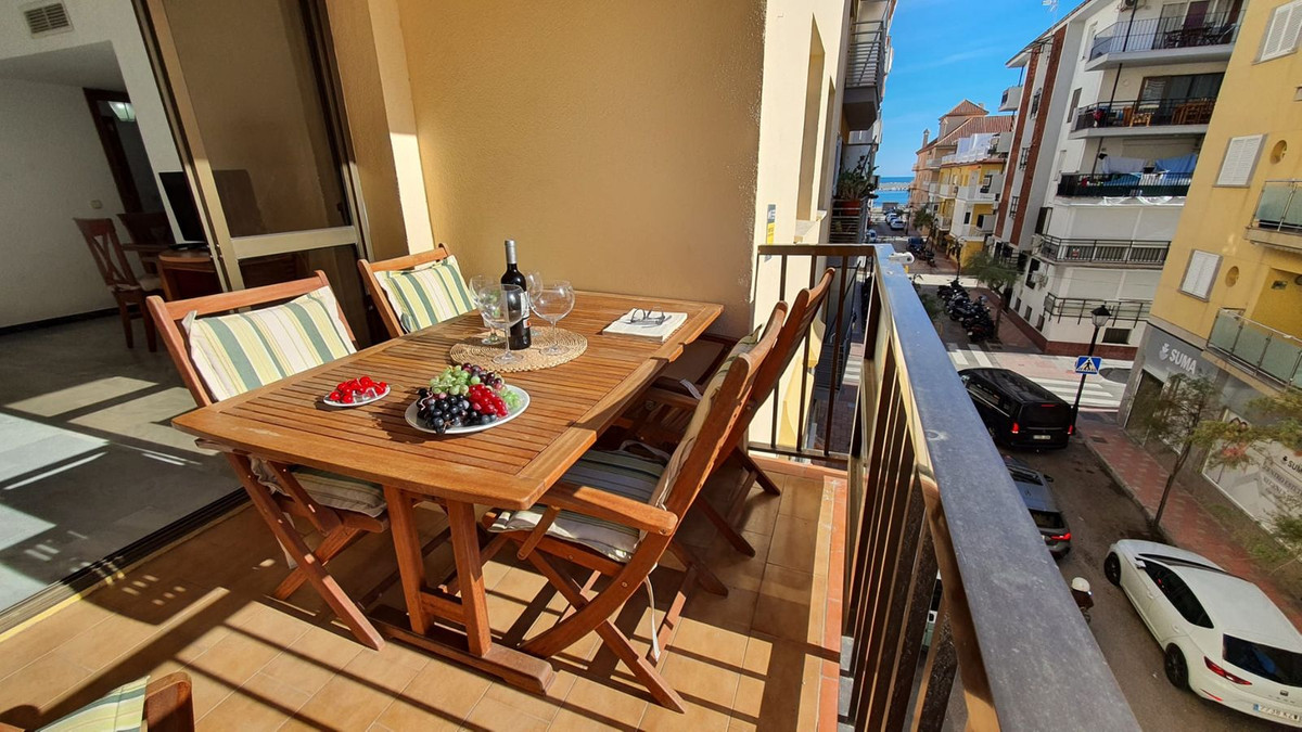 Te koop Middle Floor Apartment Costa Del Sol Fuengirola € 450.000,-