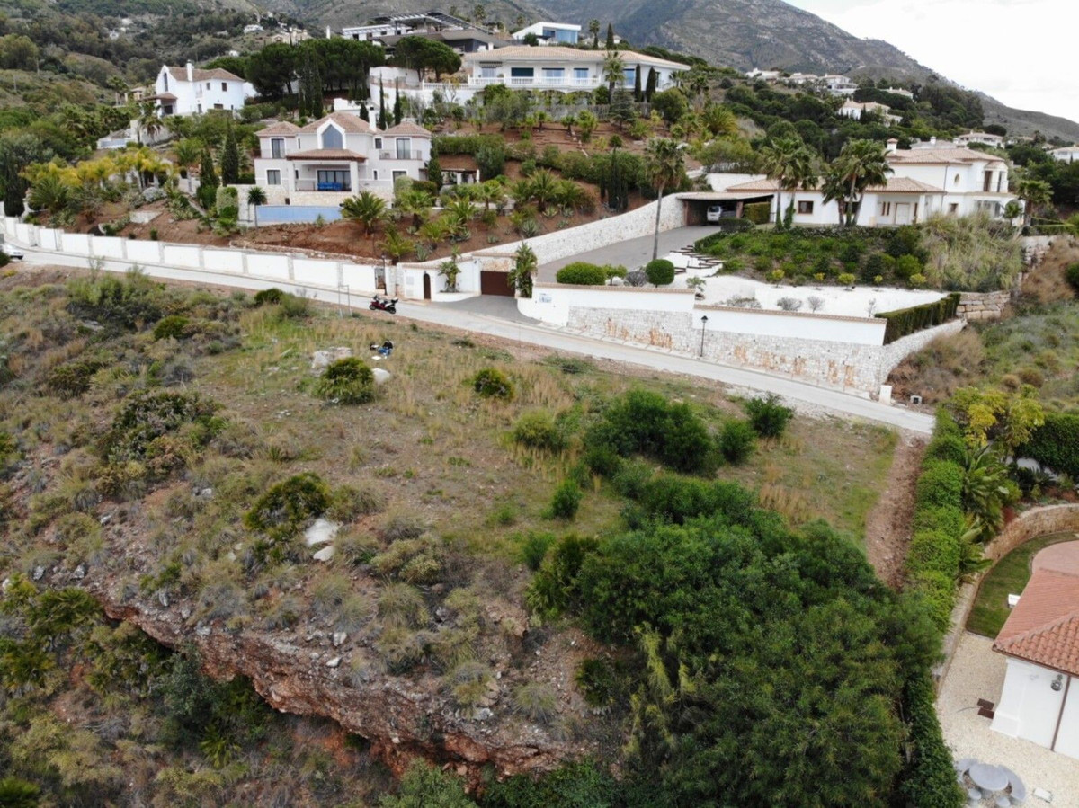 Te koop Residential Plot Costa Del Sol Valtocado € 465.000,-