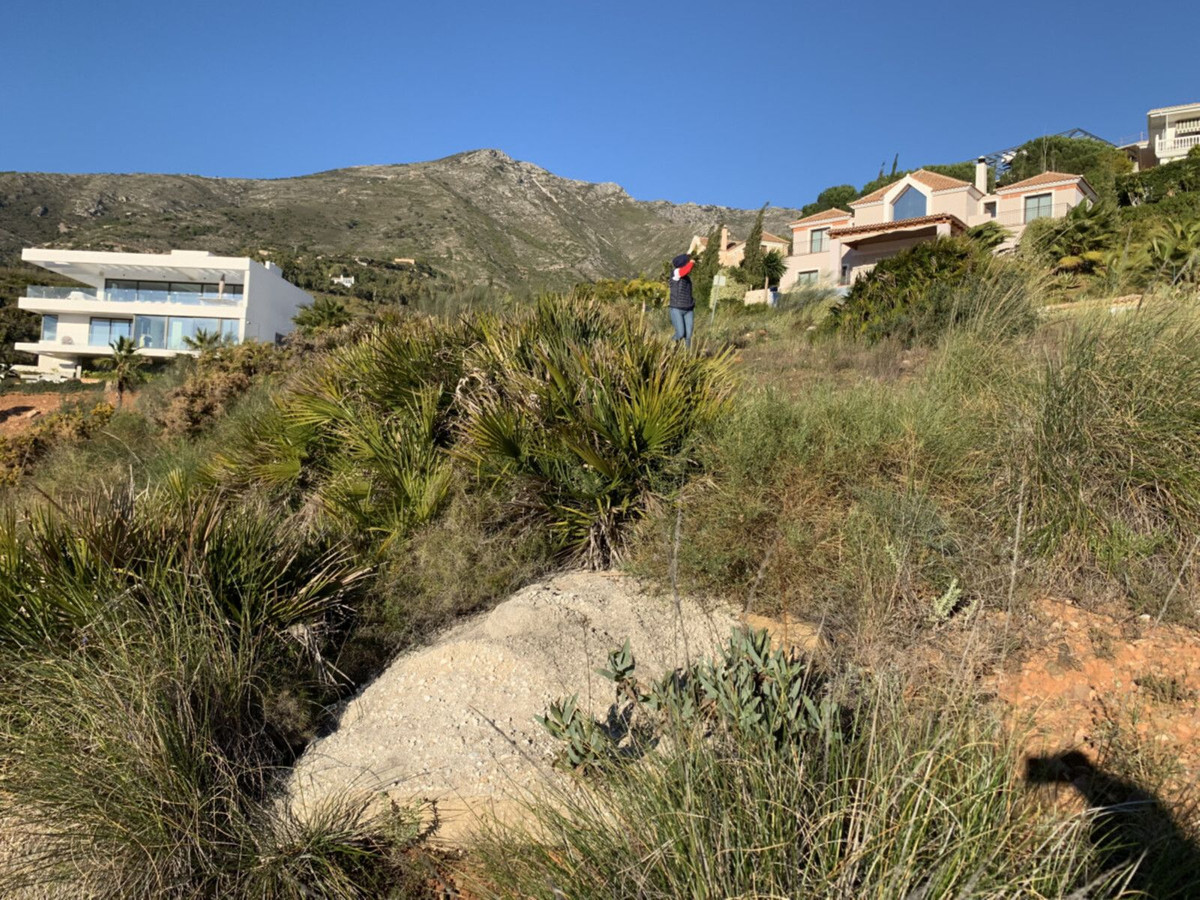 Te koop Residential Plot Costa Del Sol Valtocado € 465.000,-