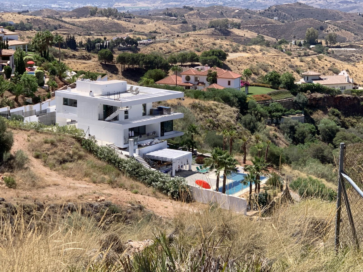 Te koop Residential Plot Costa Del Sol Valtocado € 465.000,-