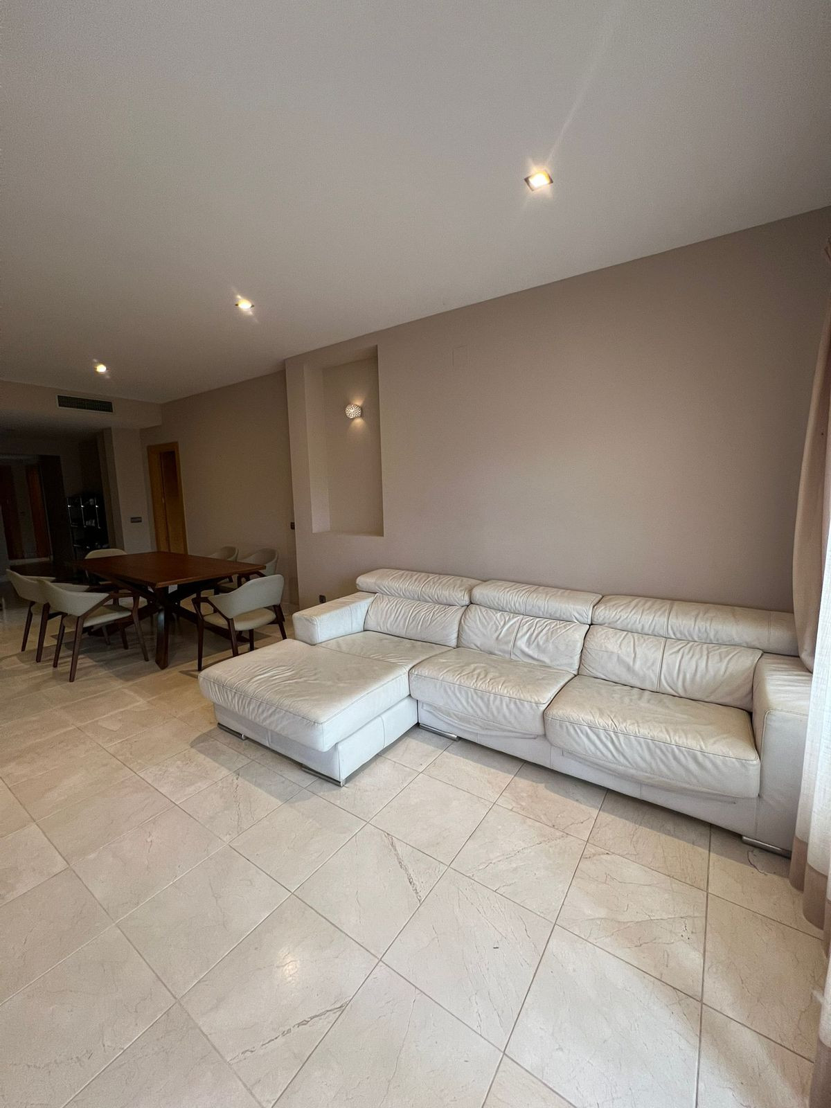 Te koop Gelijkvloers appartement Costa Del Sol Benahavís € 980.000,-