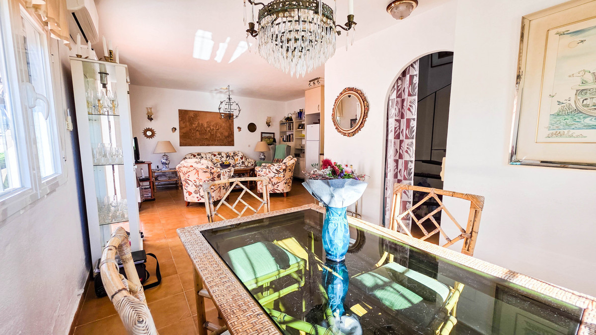 Te koop Herenhuis Costa Del Sol Manilva € 215.000,-