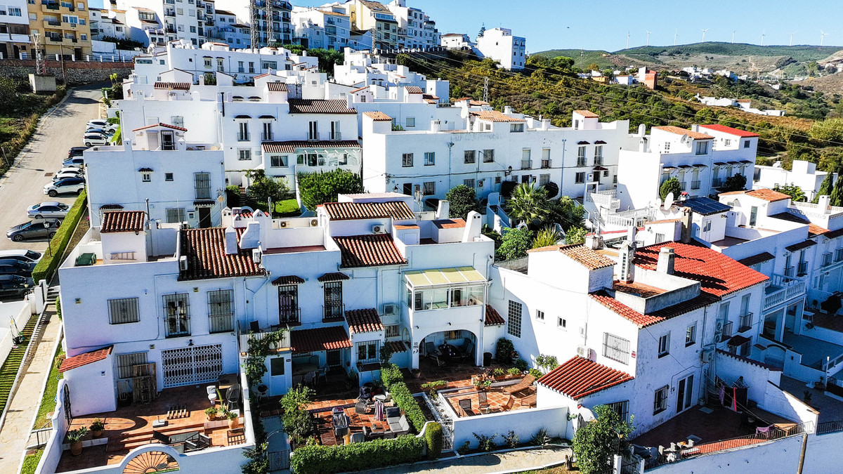 Te koop Herenhuis Costa Del Sol Manilva € 215.000,-