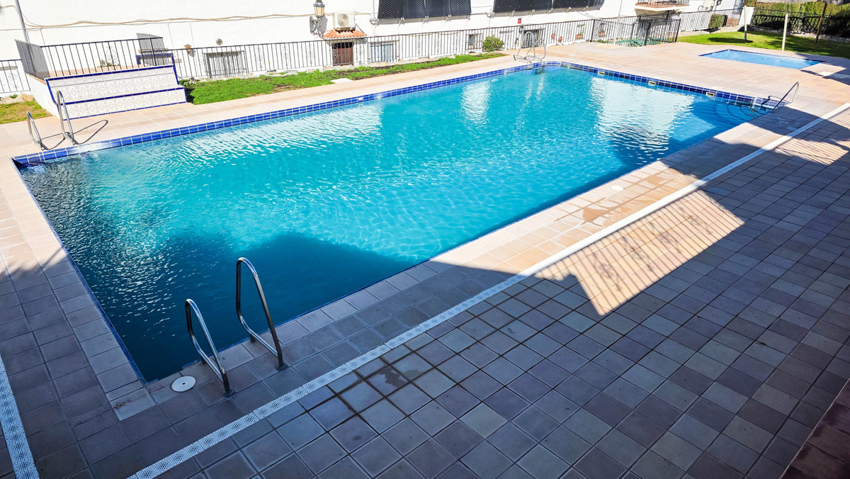 Te koop Herenhuis Costa Del Sol Manilva € 215.000,-