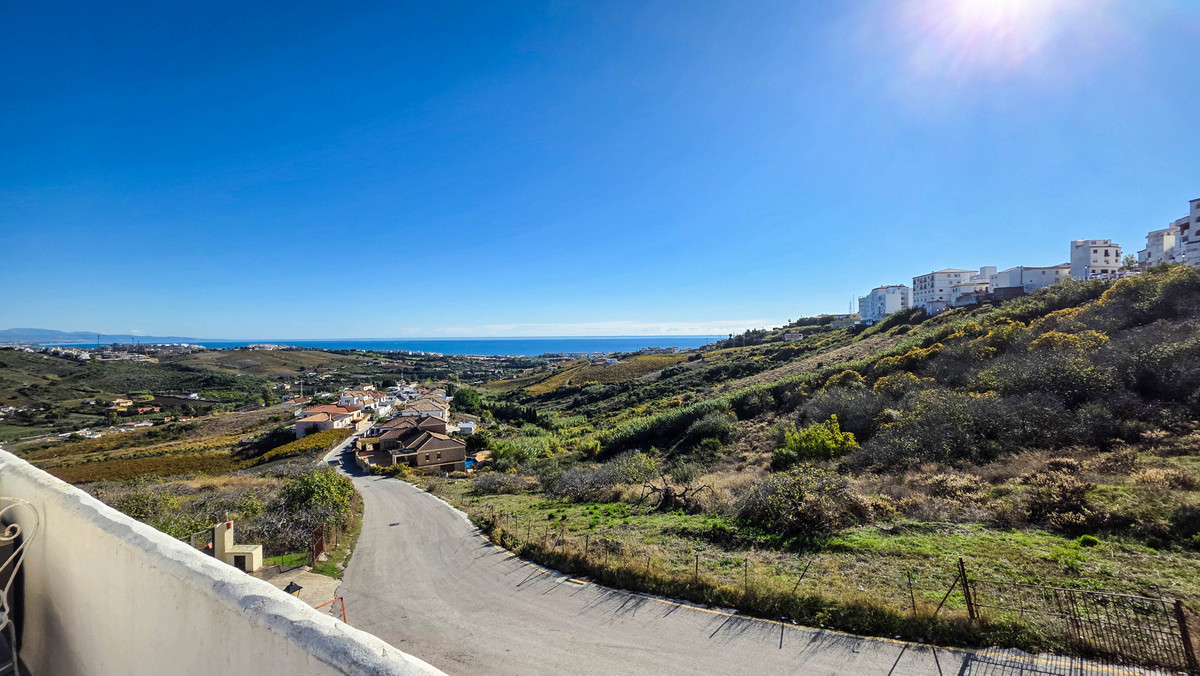 Te koop Herenhuis Costa Del Sol Manilva € 215.000,-