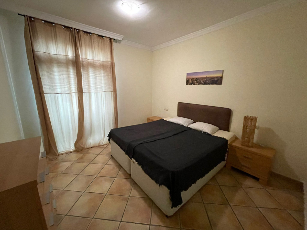 Te koop Middle Floor Apartment Costa Del Sol Estepona € 295.000,-