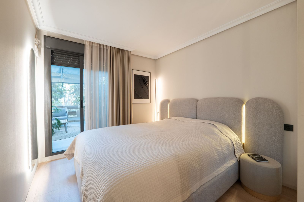 Te koop Gelijkvloers appartement Costa Del Sol Selwo € 650.000,-