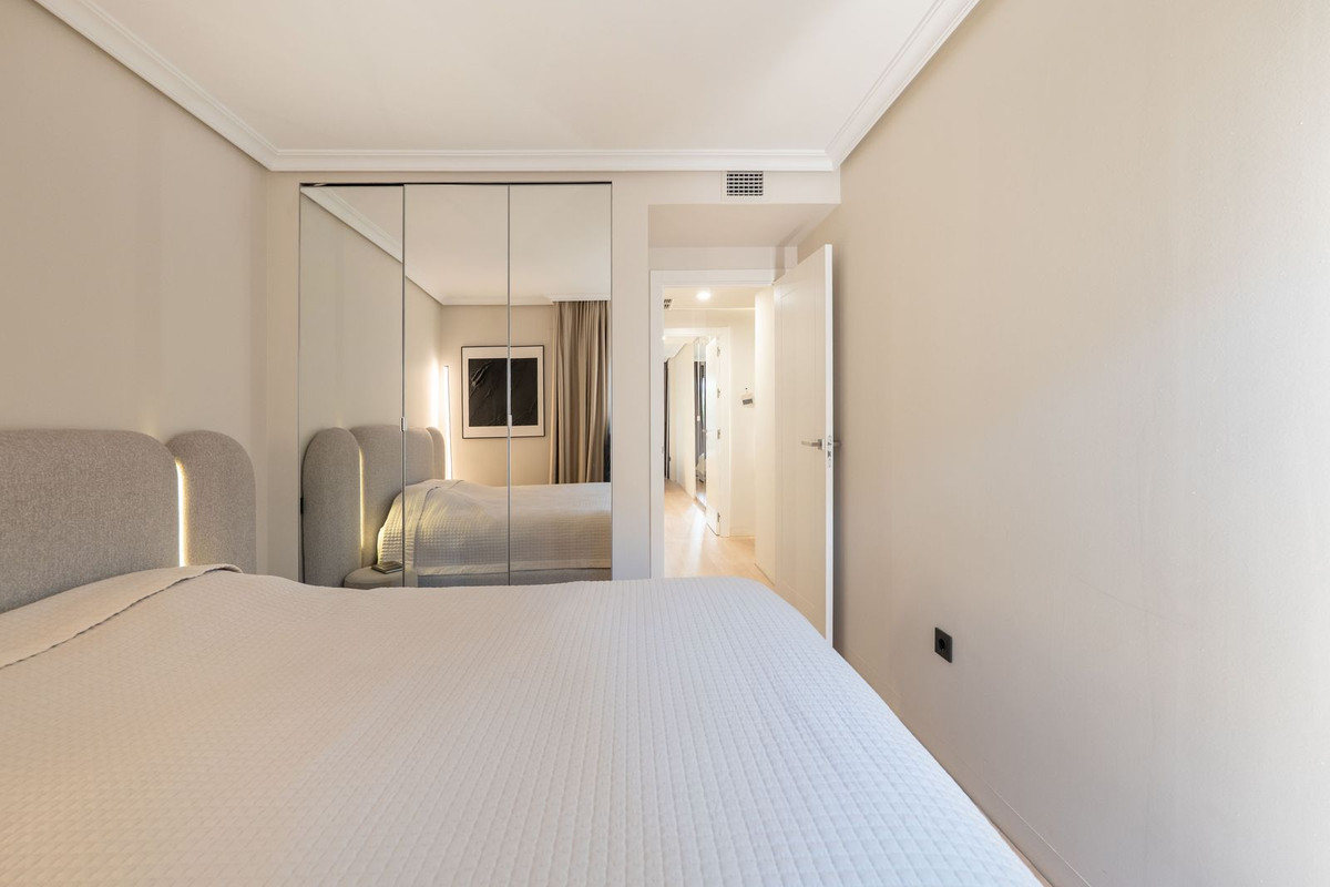 Te koop Gelijkvloers appartement Costa Del Sol Selwo € 650.000,-