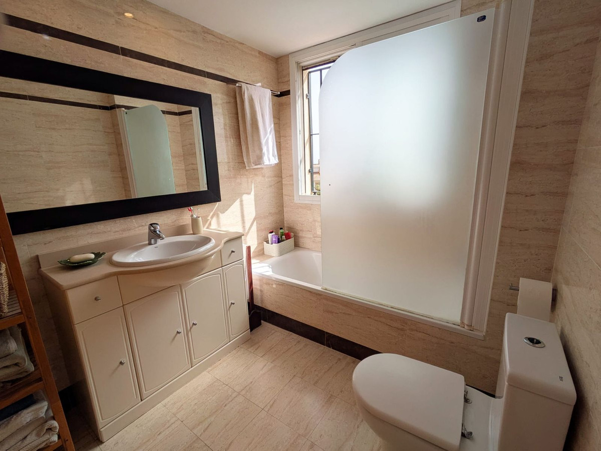 Te koop Herenhuis Costa Del Sol Rincón De La Victoria € 525.000,-