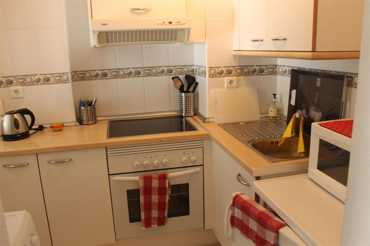 Te koop Middle Floor Apartment Costa Del Sol Miraflores € 249.000,-