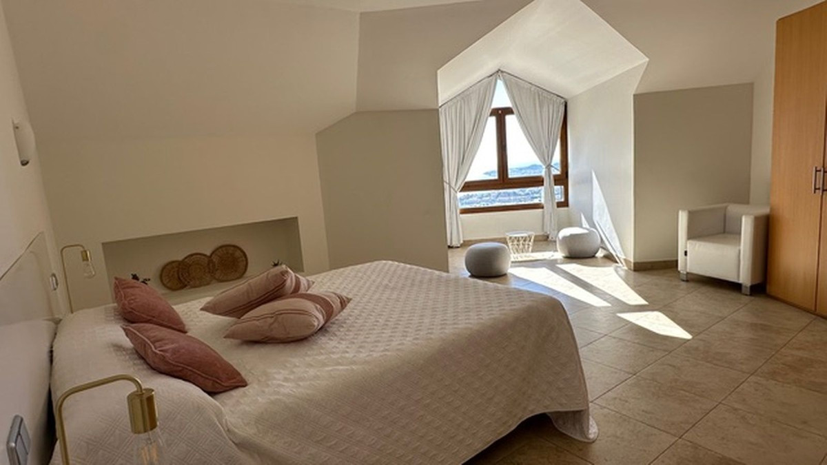 Te koop Penthouse Duplex Costa Del Sol Fuengirola € 575.000,-