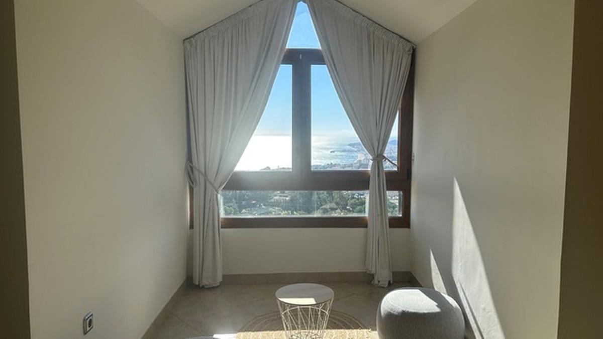 Te koop Penthouse Duplex Costa Del Sol Fuengirola € 575.000,-