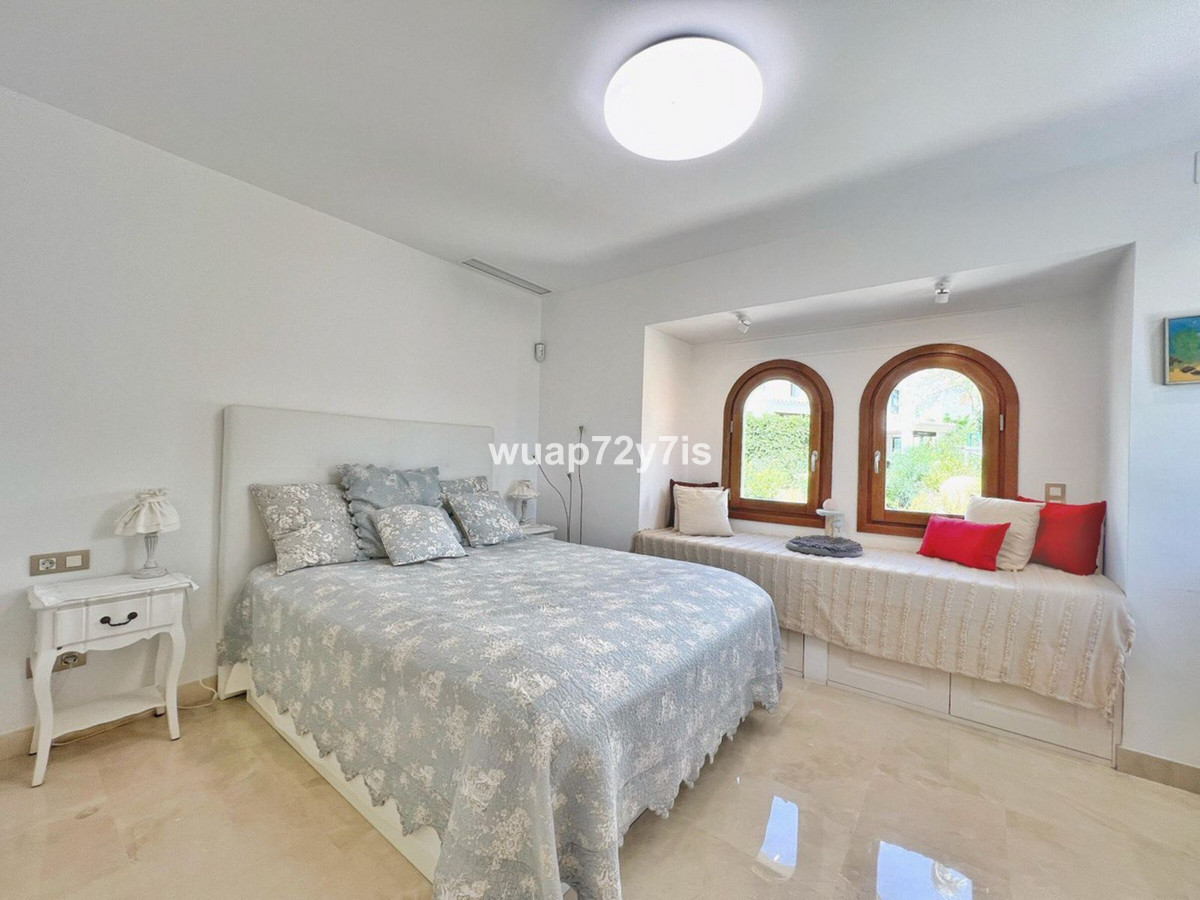 Te koop Herenhuis Costa Del Sol El Paraiso € 825.000,-