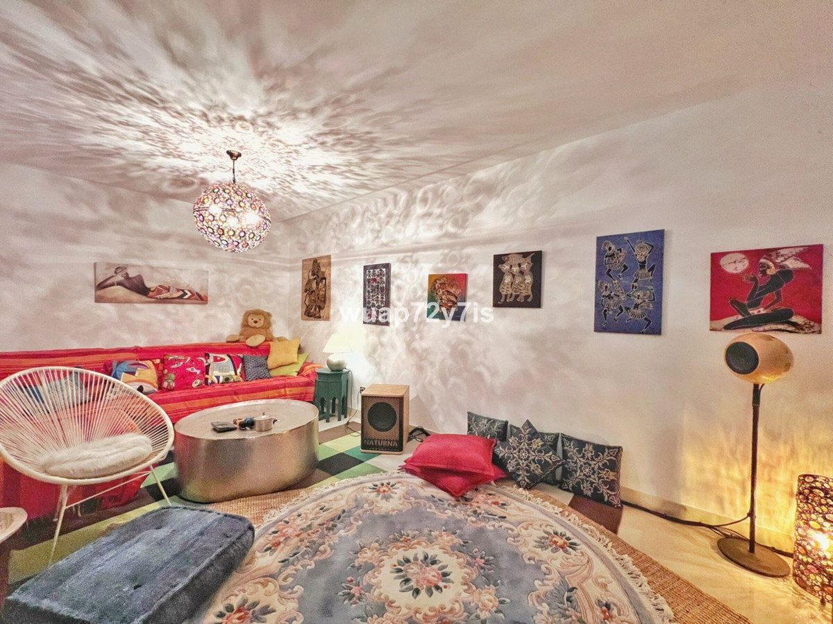 Te koop Herenhuis Costa Del Sol El Paraiso € 825.000,-