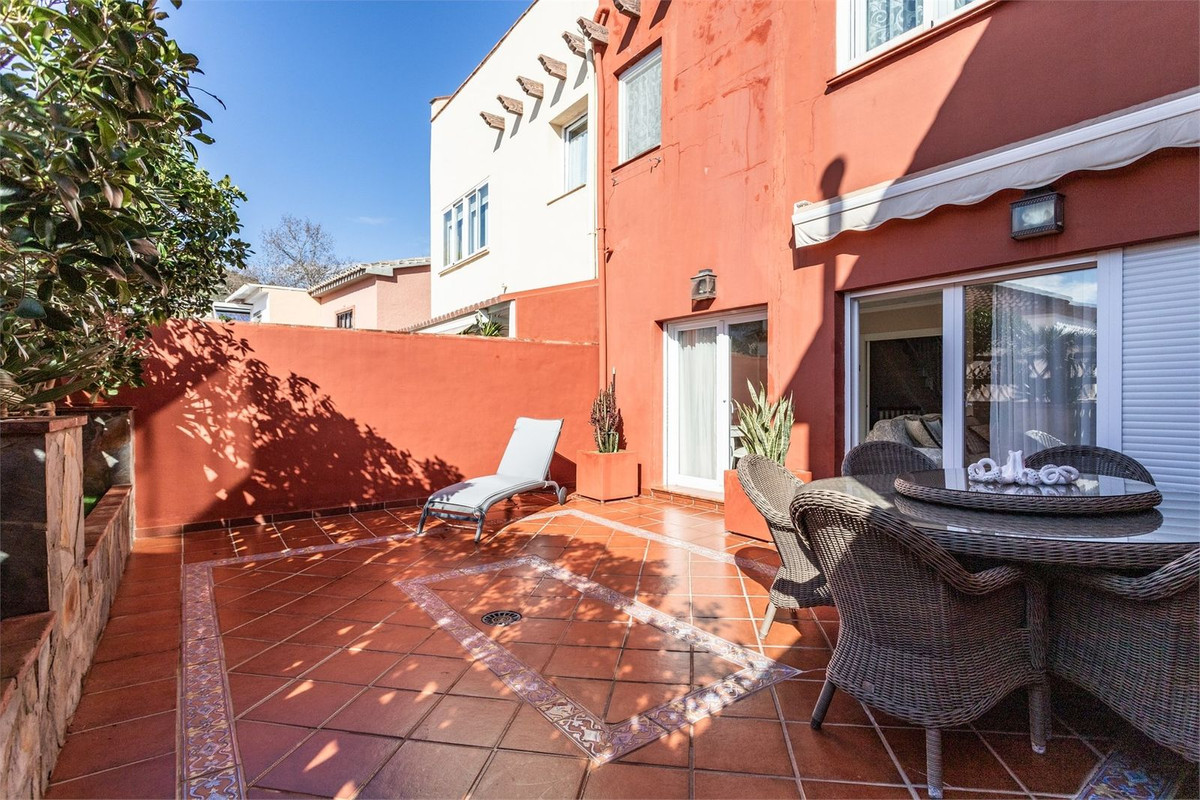 Te koop Herenhuis Costa Del Sol Benalmadena € 660.000,-