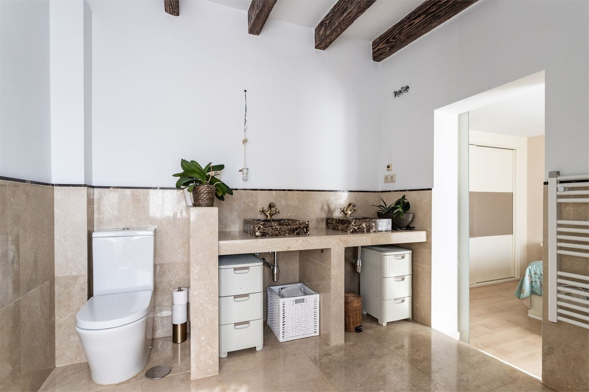 Te koop Herenhuis Costa Del Sol Benalmadena € 660.000,-