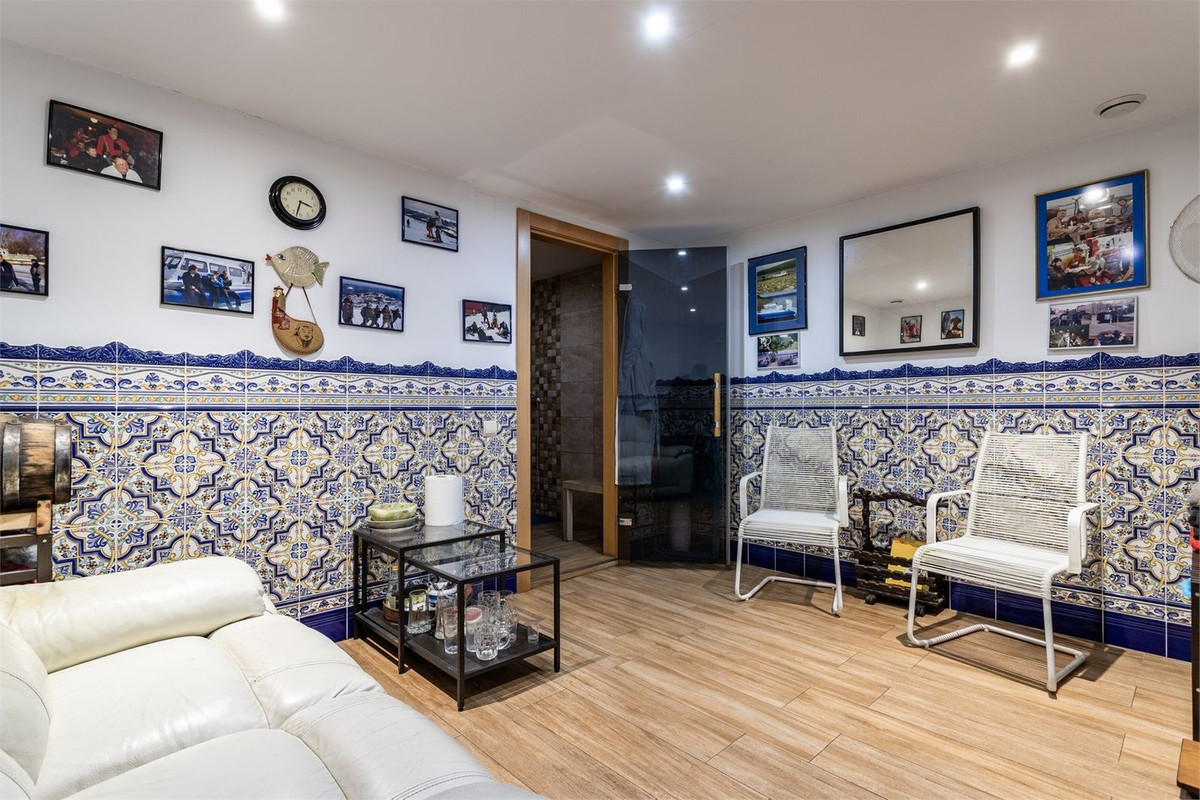 Te koop Herenhuis Costa Del Sol Benalmadena € 660.000,-