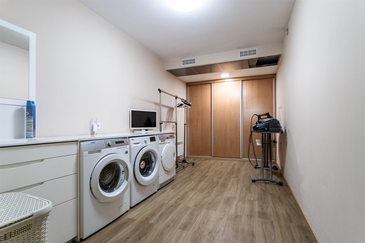 Te koop Herenhuis Costa Del Sol Benalmadena € 660.000,-