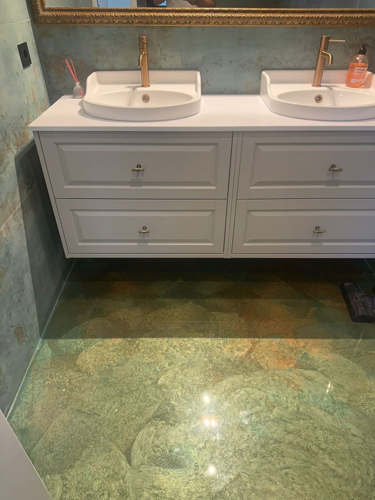 Te koop Middle Floor Apartment Costa Del Sol La Quinta € 472.000,-