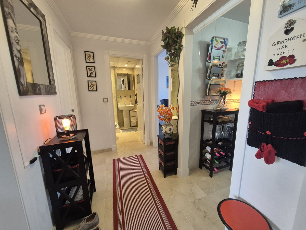 Te koop Middle Floor Apartment Costa Del Sol San Luis De Sabinillas € 295.000,-