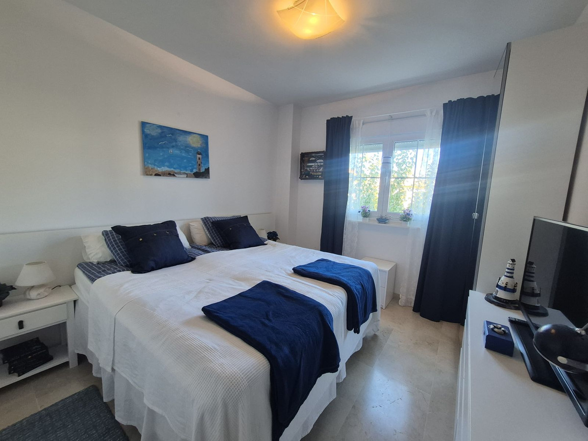 Te koop Middle Floor Apartment Costa Del Sol San Luis De Sabinillas € 295.000,-