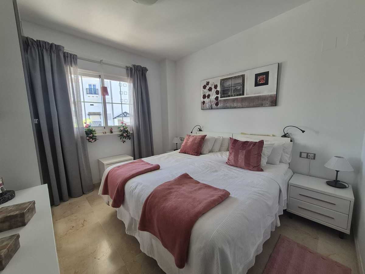 Te koop Middle Floor Apartment Costa Del Sol San Luis De Sabinillas € 295.000,-