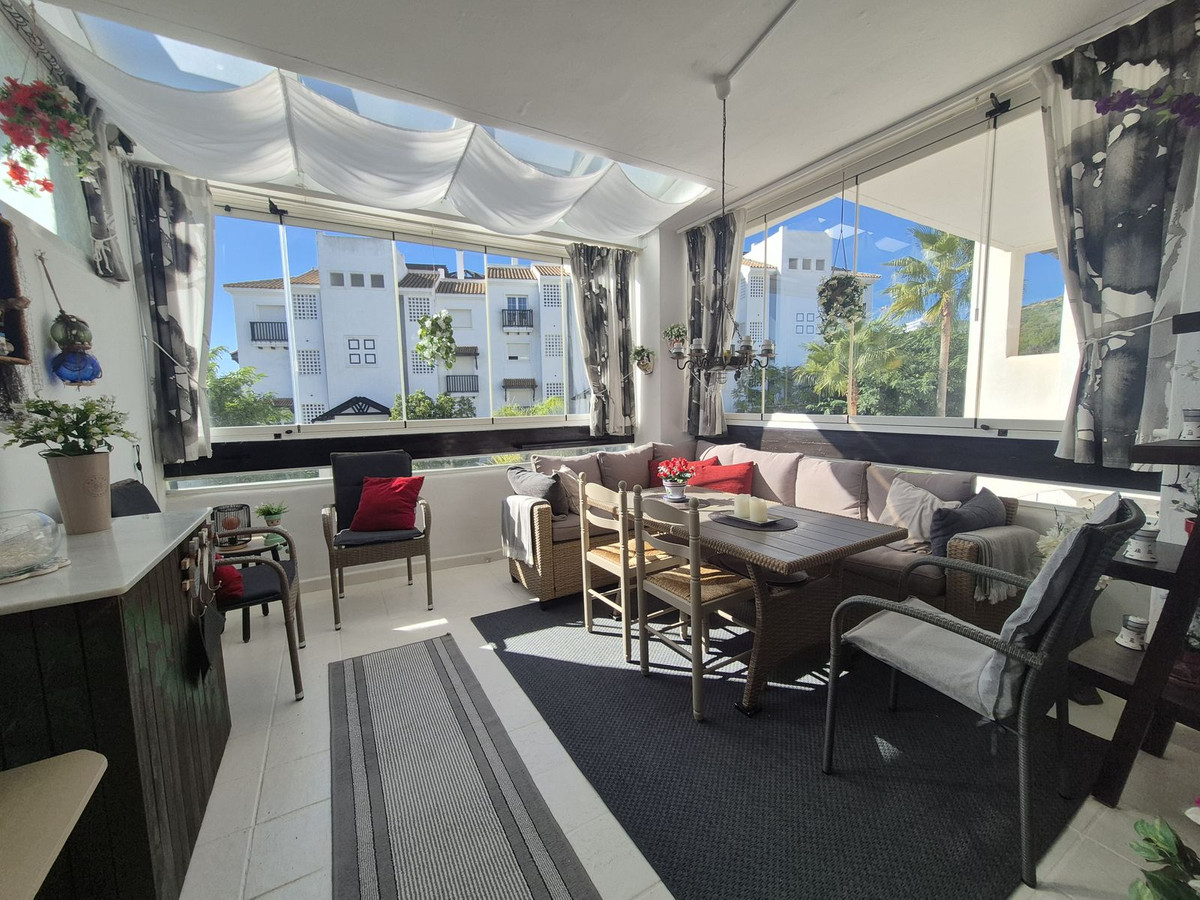 Te koop Middle Floor Apartment Costa Del Sol San Luis De Sabinillas € 295.000,-