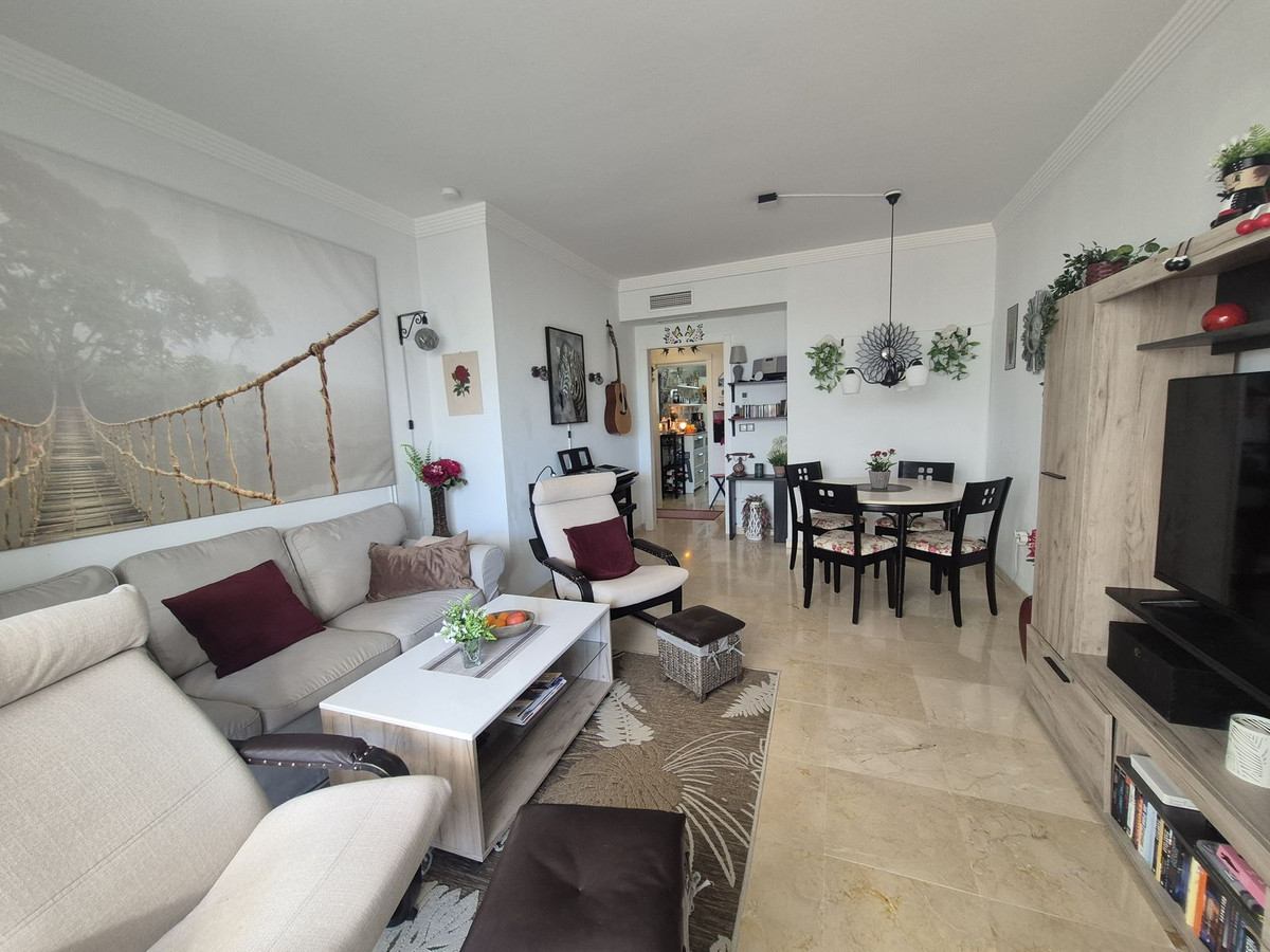 Te koop Middle Floor Apartment Costa Del Sol San Luis De Sabinillas € 295.000,-