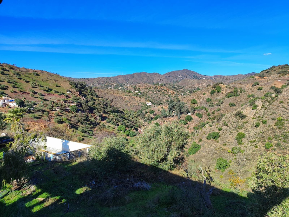 Te koop Grond Costa Del Sol Almogía € 320.000,-