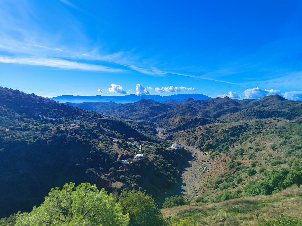 Te koop Grond Costa Del Sol Almogía € 320.000,-