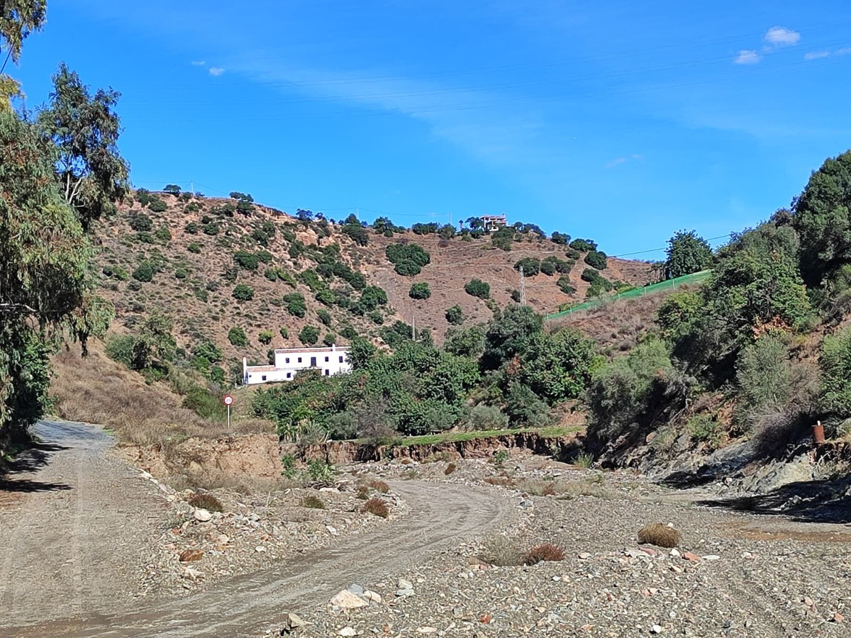 Te koop Grond Costa Del Sol Almogía € 320.000,-