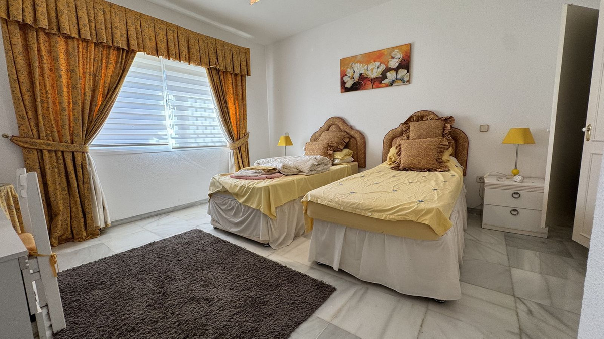 Te koop Vrijstaande Villa Costa Del Sol El Paraiso € 1.650.000,-