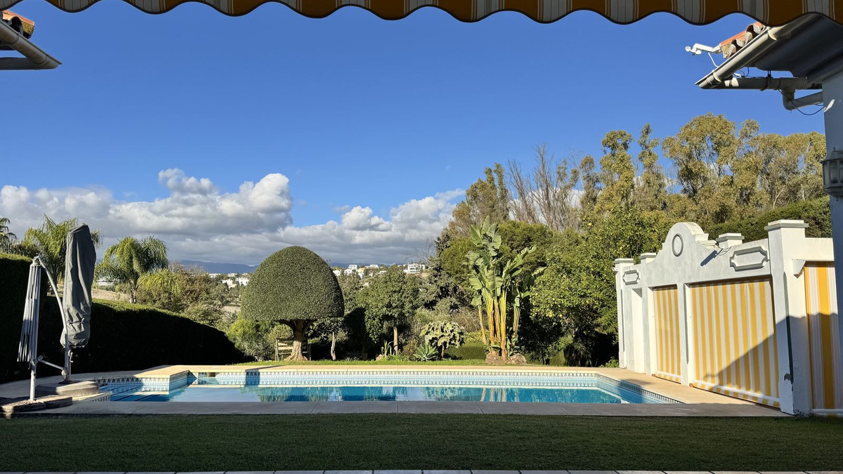 Te koop Vrijstaande Villa Costa Del Sol El Paraiso € 1.650.000,-