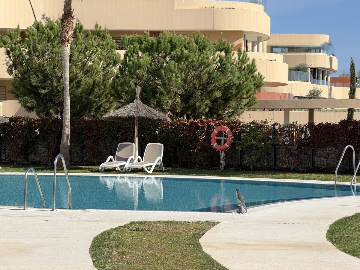 Te koop Middle Floor Apartment Costa Del Sol Higueron € 650.000,-