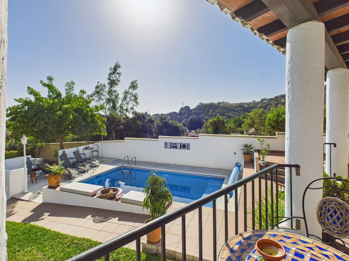 Te koop Vrijstaande Villa Costa Del Sol Estepona € 795.000,-