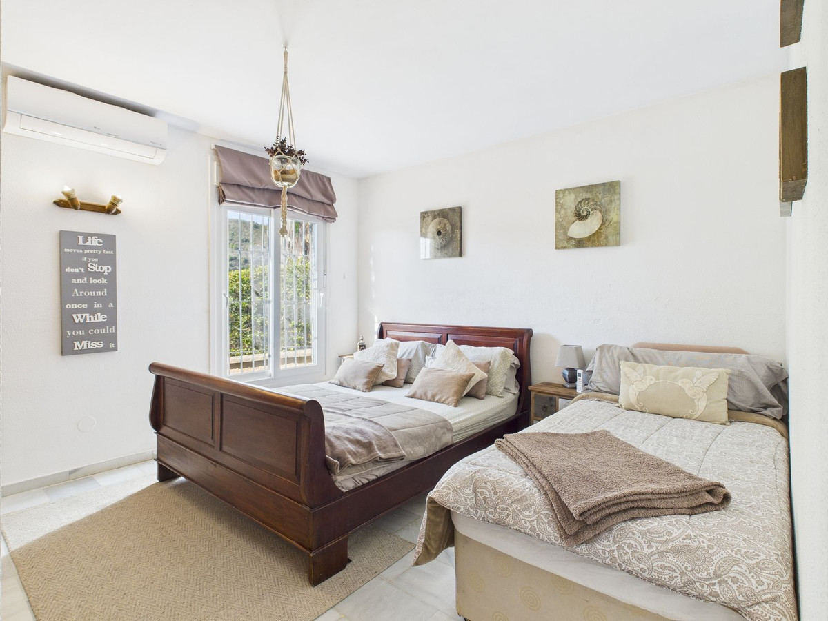 Te koop Vrijstaande Villa Costa Del Sol Estepona € 795.000,-