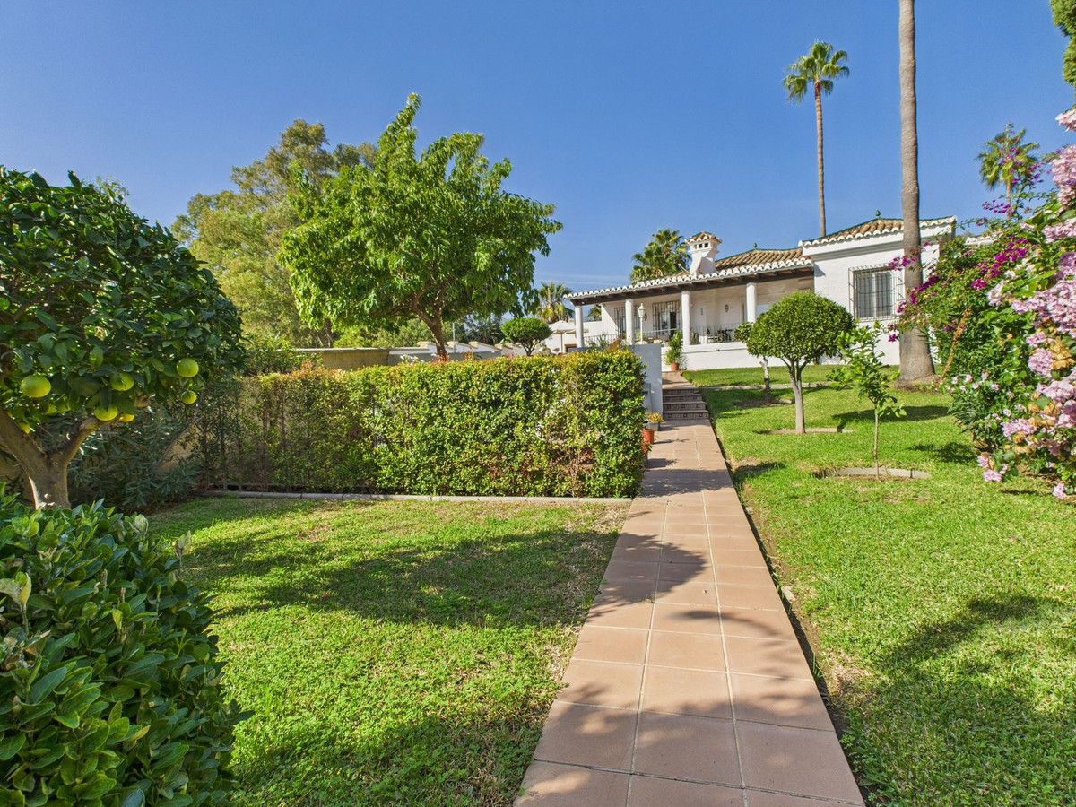 Te koop Vrijstaande Villa Costa Del Sol Estepona € 795.000,-