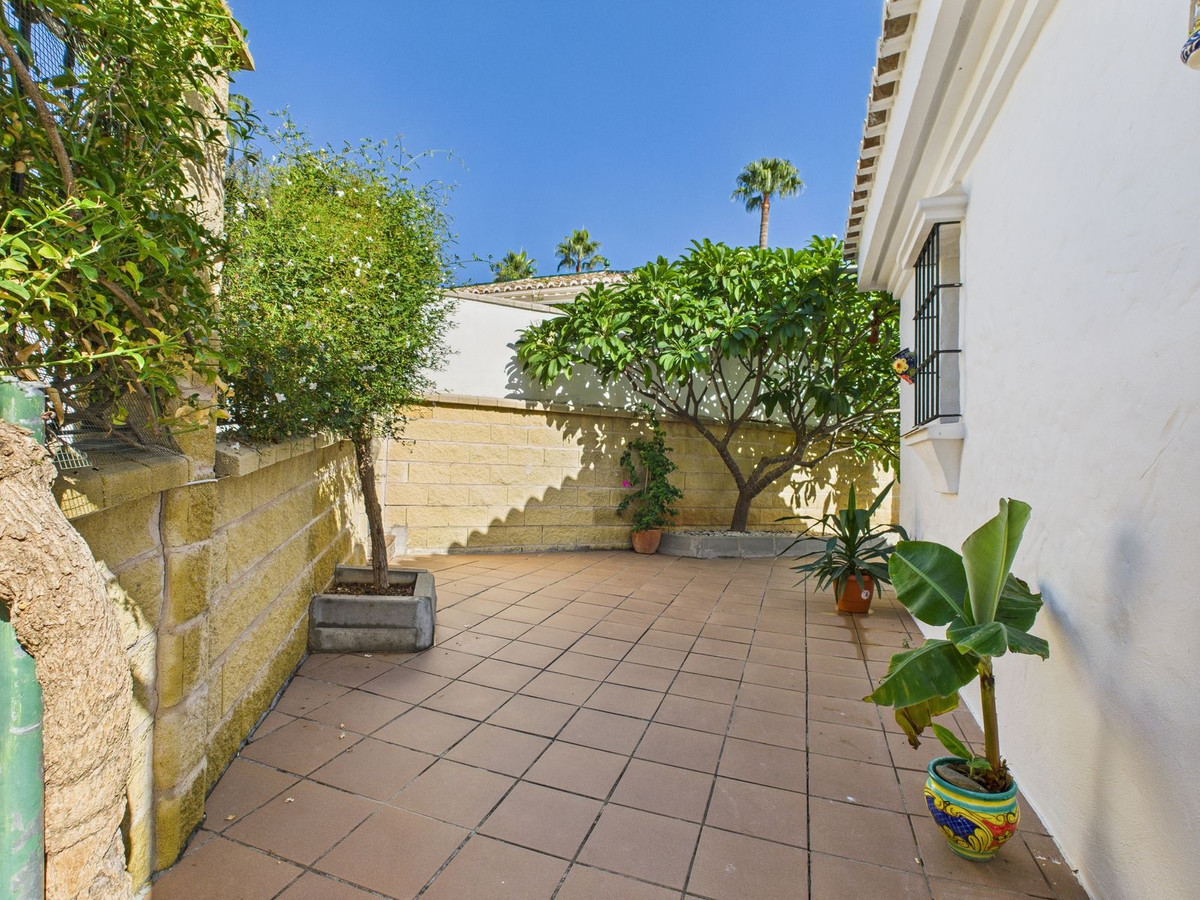 Te koop Vrijstaande Villa Costa Del Sol Estepona € 795.000,-