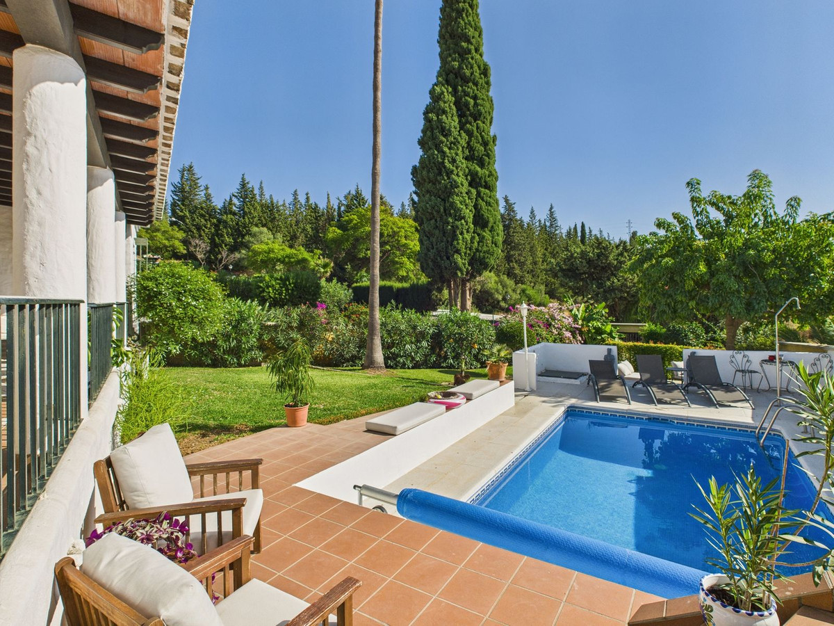 Te koop Vrijstaande Villa Costa Del Sol Estepona € 795.000,-