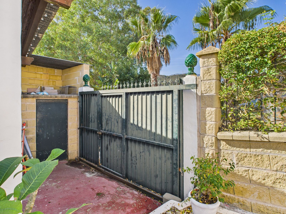 Te koop Vrijstaande Villa Costa Del Sol Estepona € 795.000,-