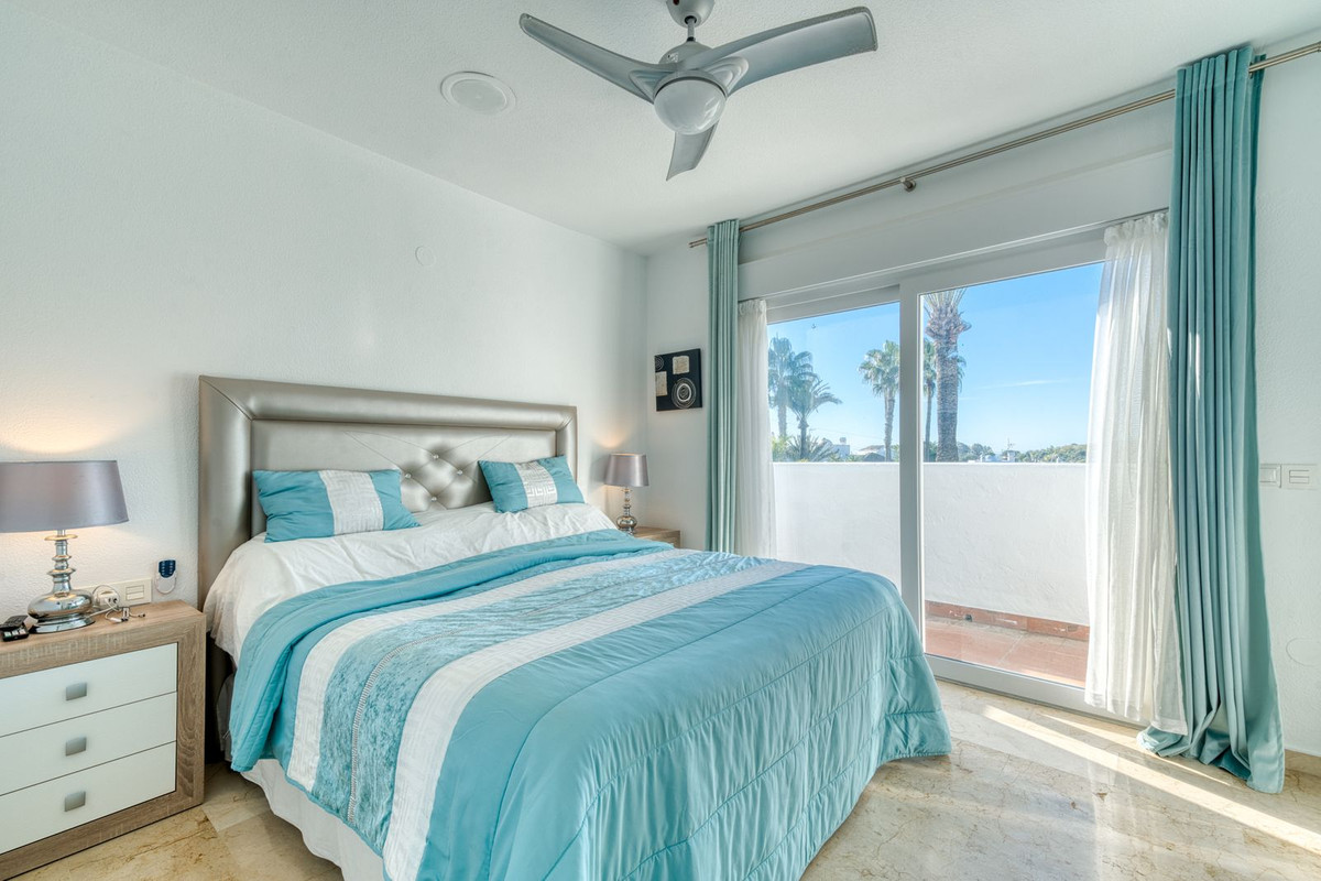 Te koop Herenhuis Costa Del Sol Estepona € 499.950,-