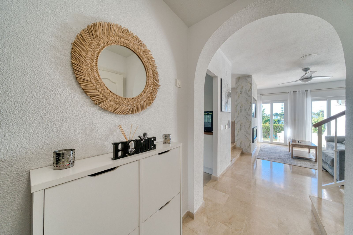 Te koop Herenhuis Costa Del Sol Estepona € 499.950,-