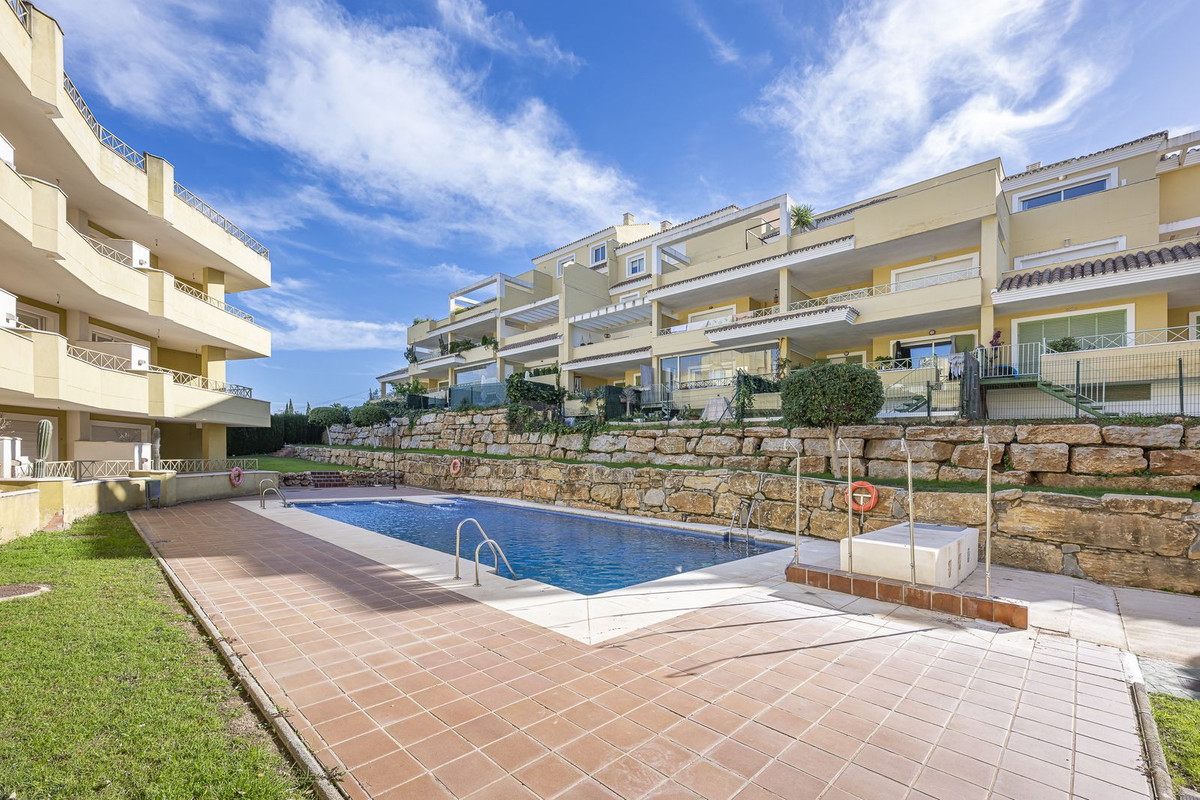 Te koop Middle Floor Apartment Costa Del Sol Nueva Andalucía € 335.000,-