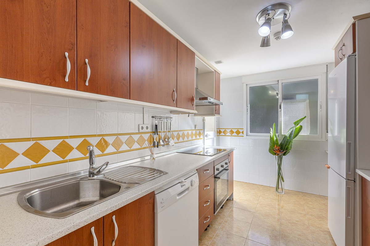 Te koop Middle Floor Apartment Costa Del Sol Nueva Andalucía € 335.000,-