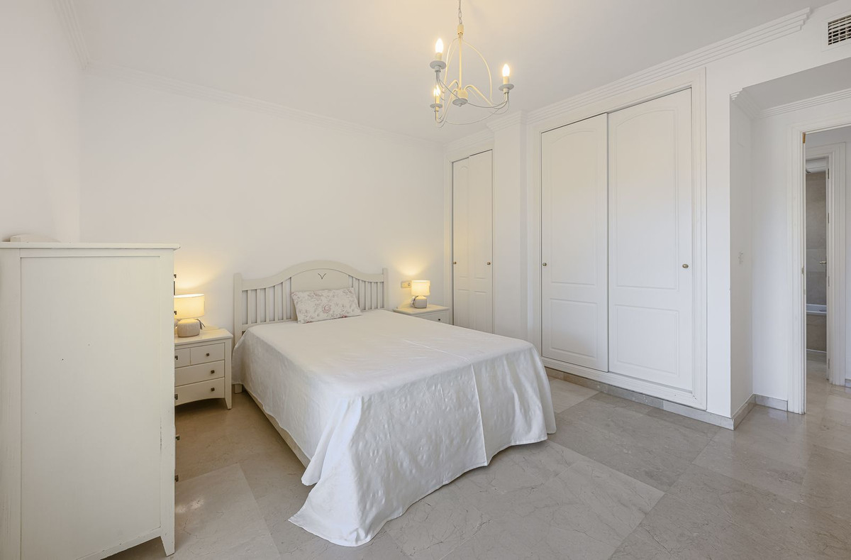 Te koop Middle Floor Apartment Costa Del Sol Nueva Andalucía € 335.000,-