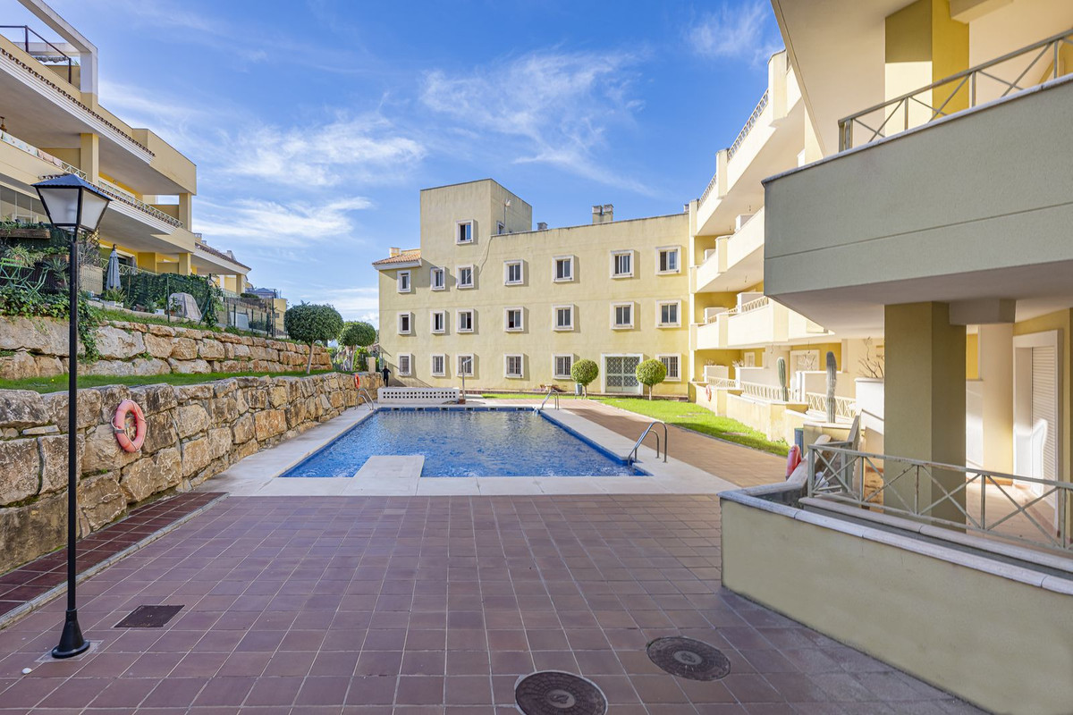Te koop Middle Floor Apartment Costa Del Sol Nueva Andalucía € 335.000,-