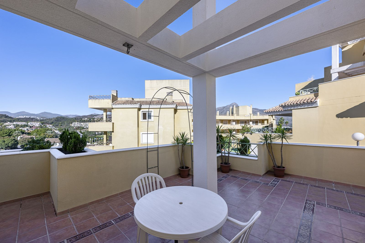 Te koop Middle Floor Apartment Costa Del Sol Nueva Andalucía € 335.000,-