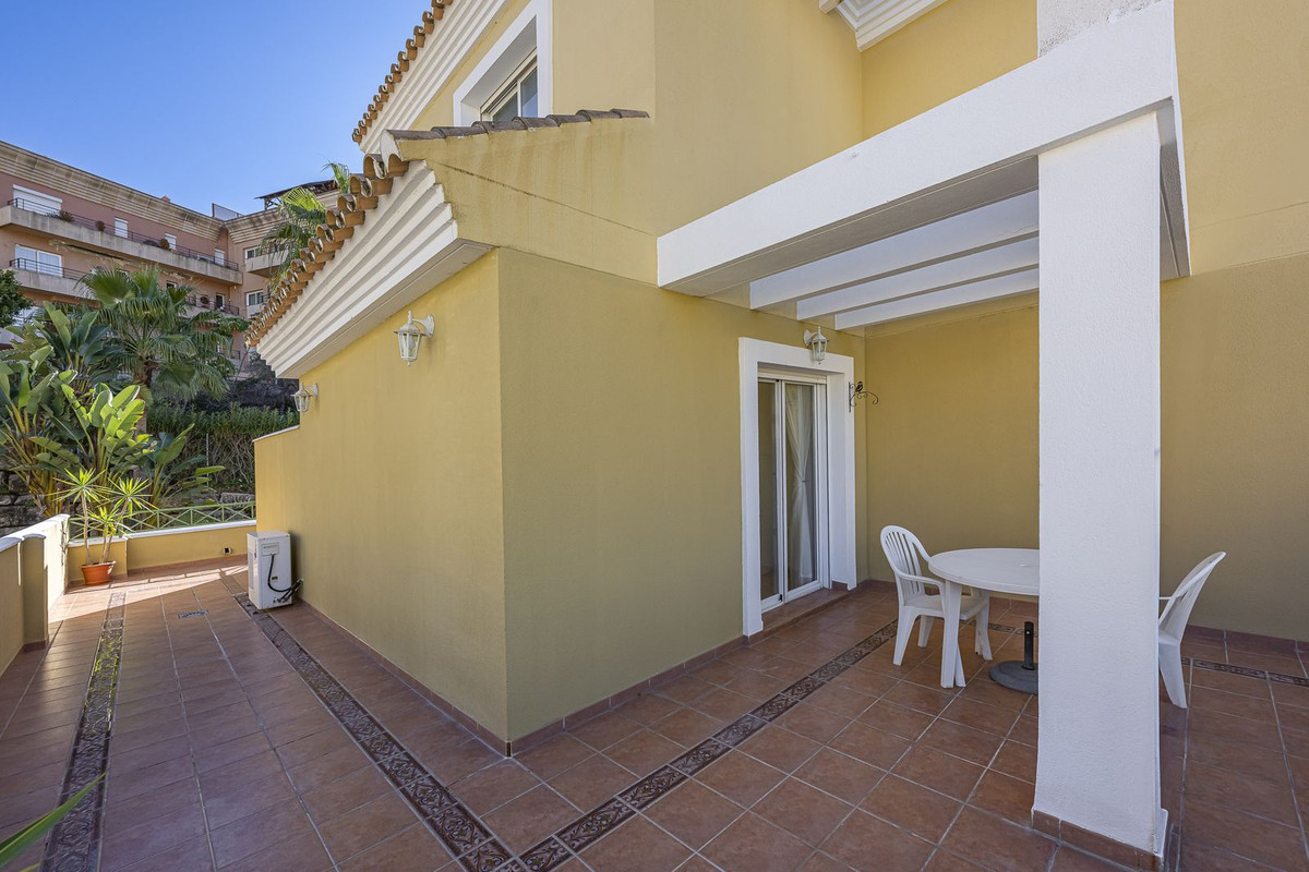 Te koop Middle Floor Apartment Costa Del Sol Nueva Andalucía € 335.000,-